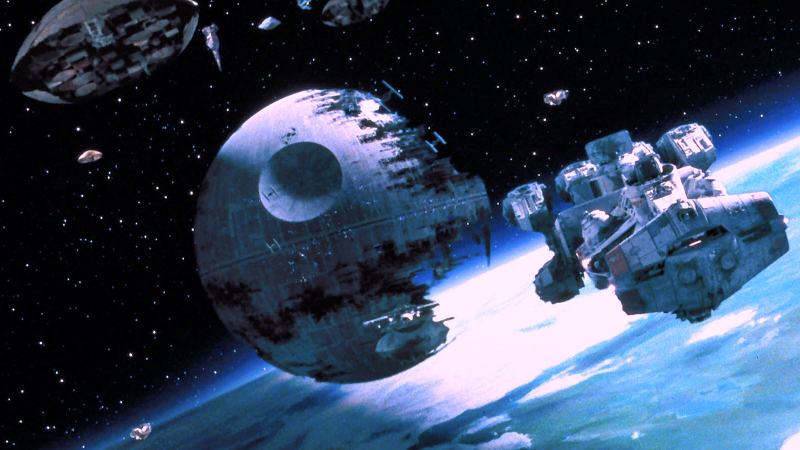 Illustration for article titled Which is More Technologically Advanced–Star Wars or Star Trek?